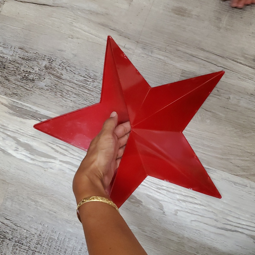 Red Metal Star Wall Decor - Picture 2 of 7